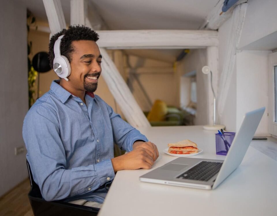 3 Remote Side Hustles You Can Start With No Money In 2025