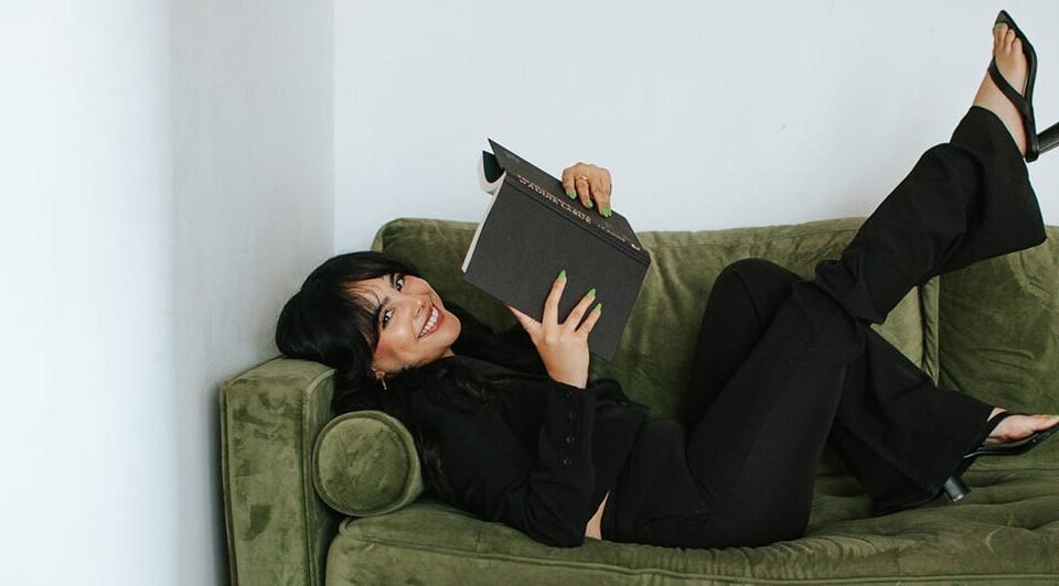 How to Build a Virtual-Assistant Business and Find Clients