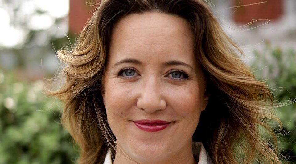 How to Become a Virtual Assistant and Get Your First Job