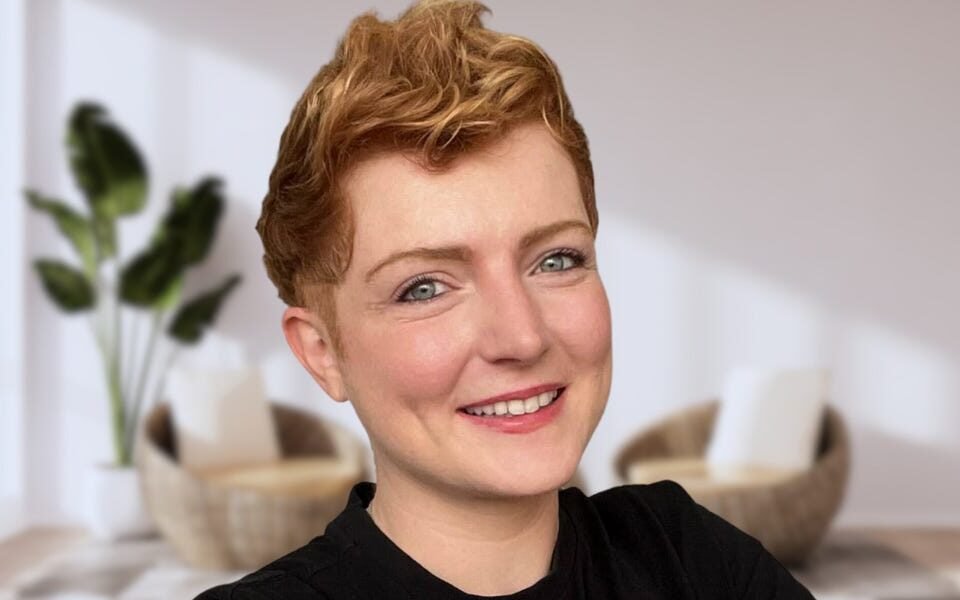 I Was a Six-Figure Virtual Assistant. Here Are the 5 Most Important Things to Do to Break in