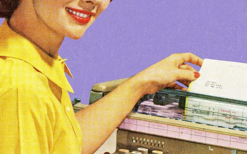 I Quit My 9-to-5 to Be a Virtual Assistant, Made 6 Figures Last Year