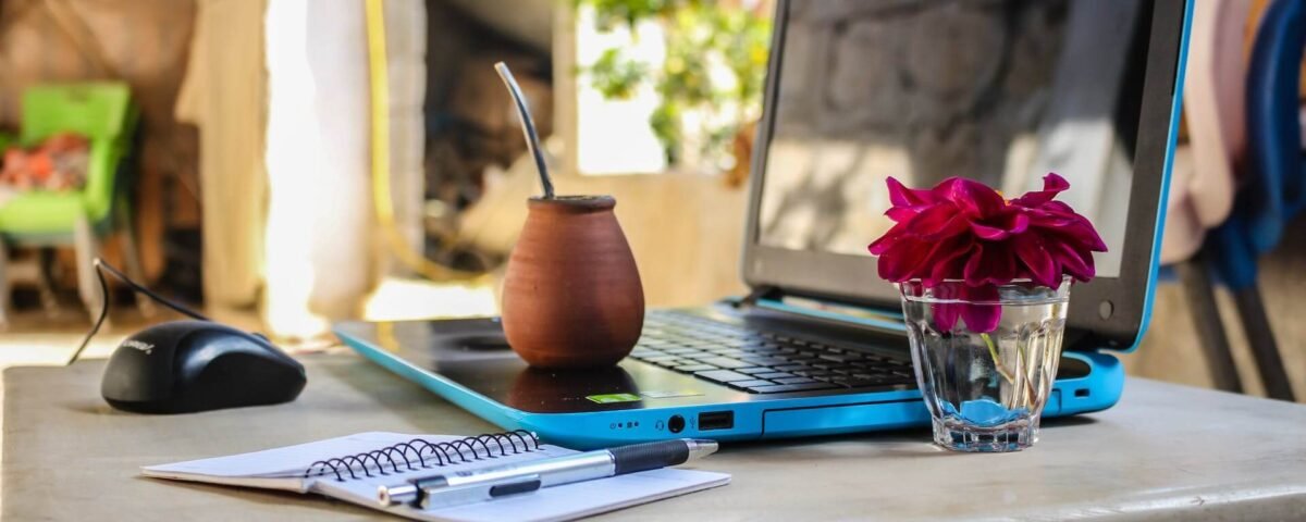 6 Jobs Perfect for Digital Nomads in 2024