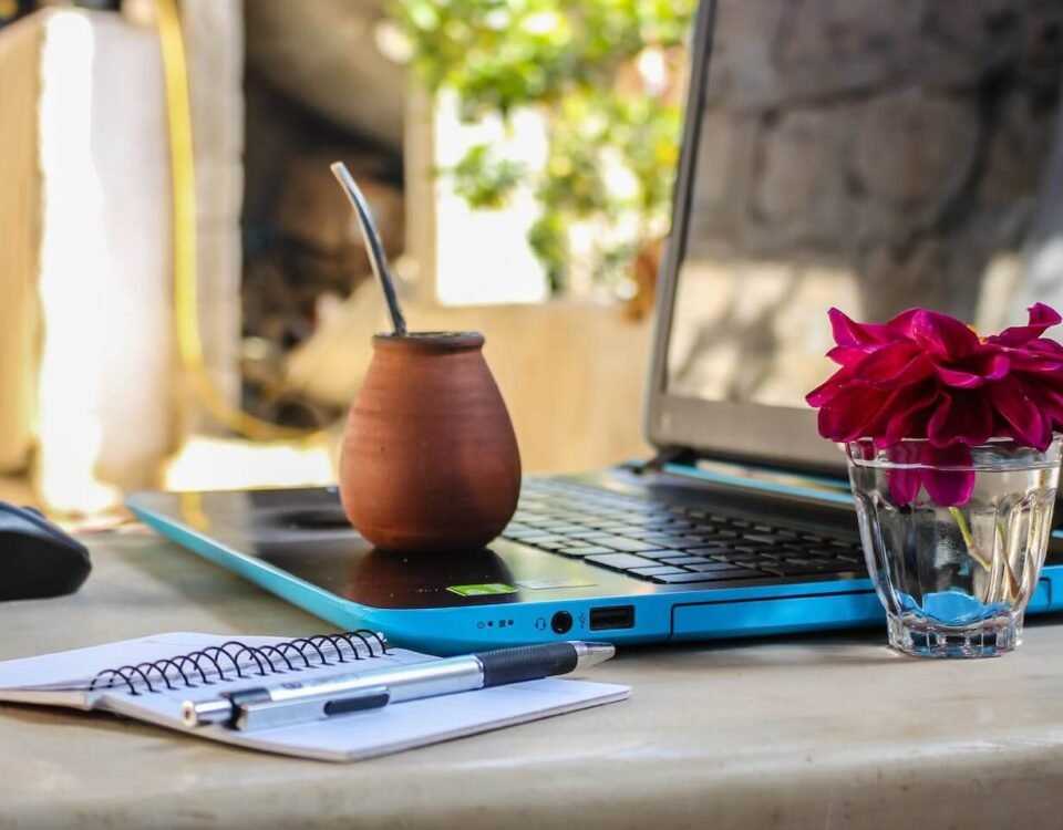 6 Jobs Perfect for Digital Nomads in 2024