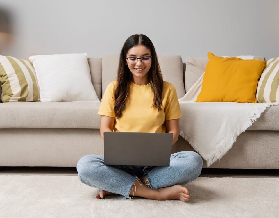 13 Best Remote Jobs That Don’t Need Any Qualifications