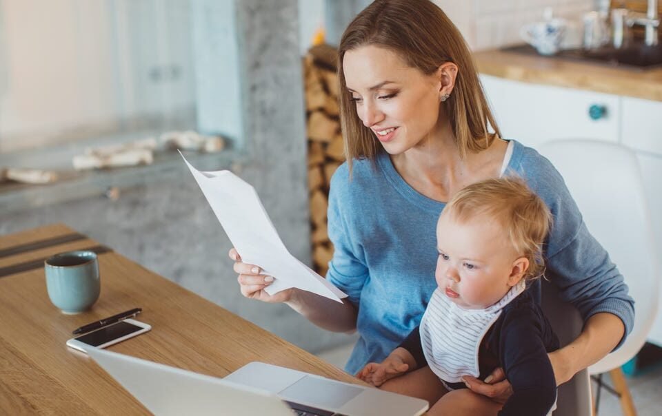 30 Best Stay-at-Home Jobs for Moms and Dads