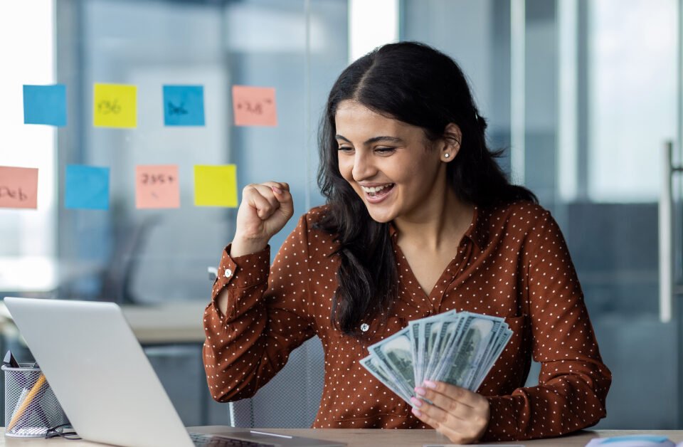 10 Part-Time Jobs That Pay at Least  an Hour