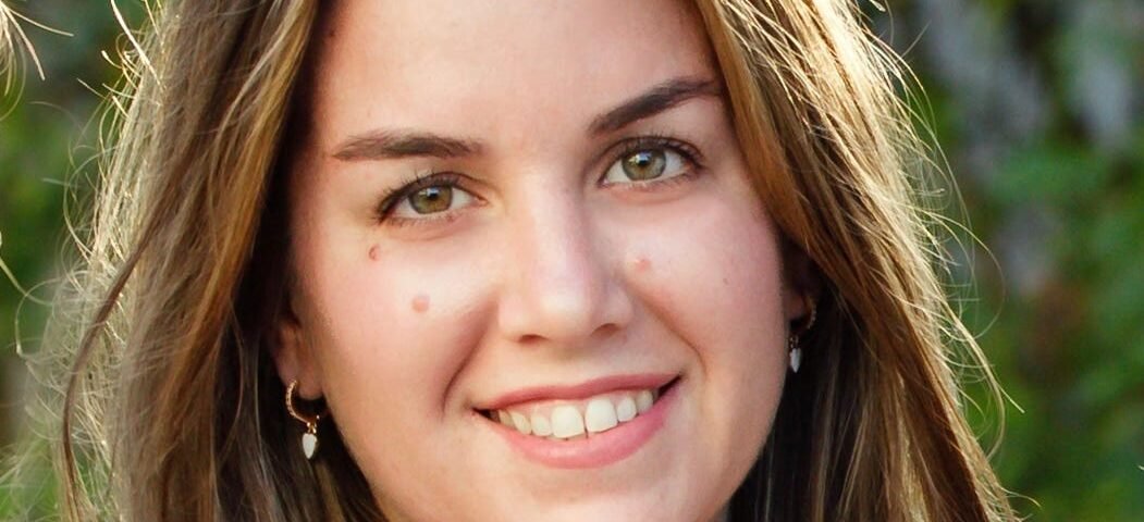 How I Built a Virtual Assistant Company That Makes 6 Figures a Year