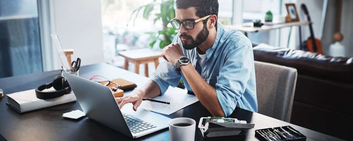 How to Become a Virtual Assistant: A Step-by-Step Guide to Starting a Business