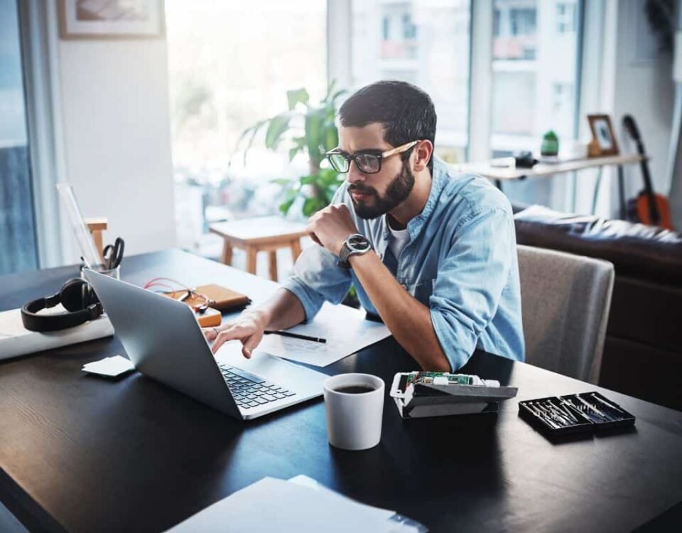 How to Become a Virtual Assistant: A Step-by-Step Guide to Starting a Business