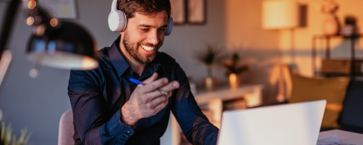 In-demand side hustles you can do from home—some can pay 0 an hour