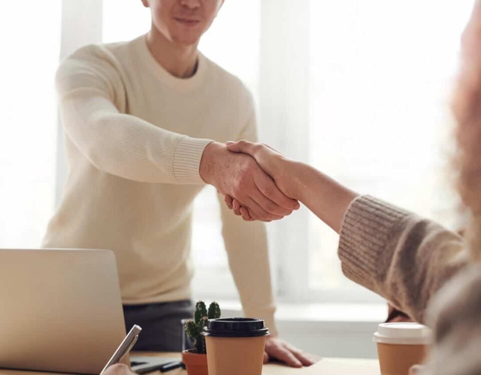 9 to 5 jobs that pay well